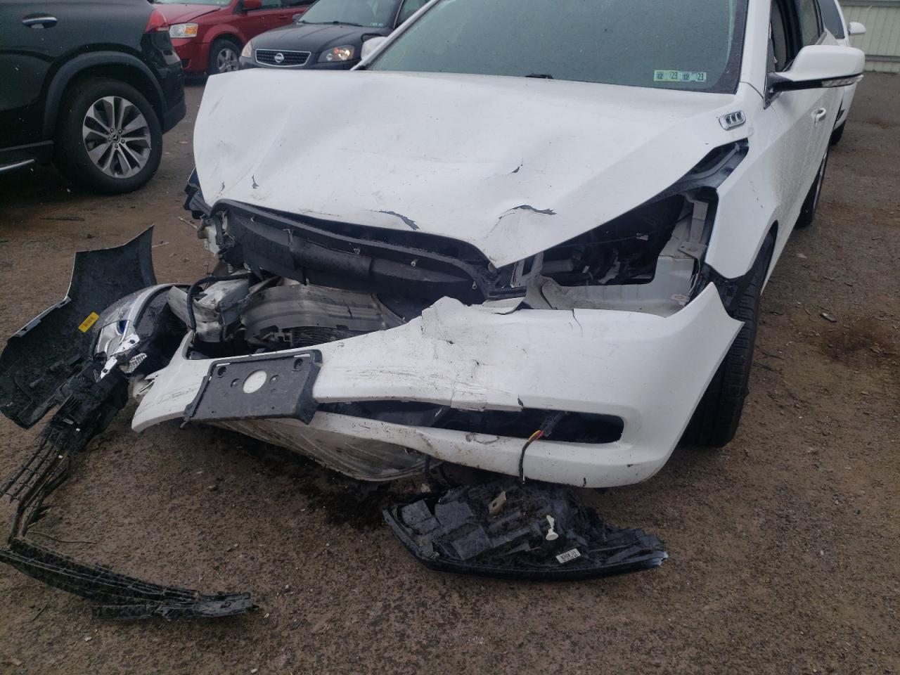 Zdjęcie 9 z aukcji – 2015 BUICK LACROSSE z VIN 1G4GB5G39FF281691