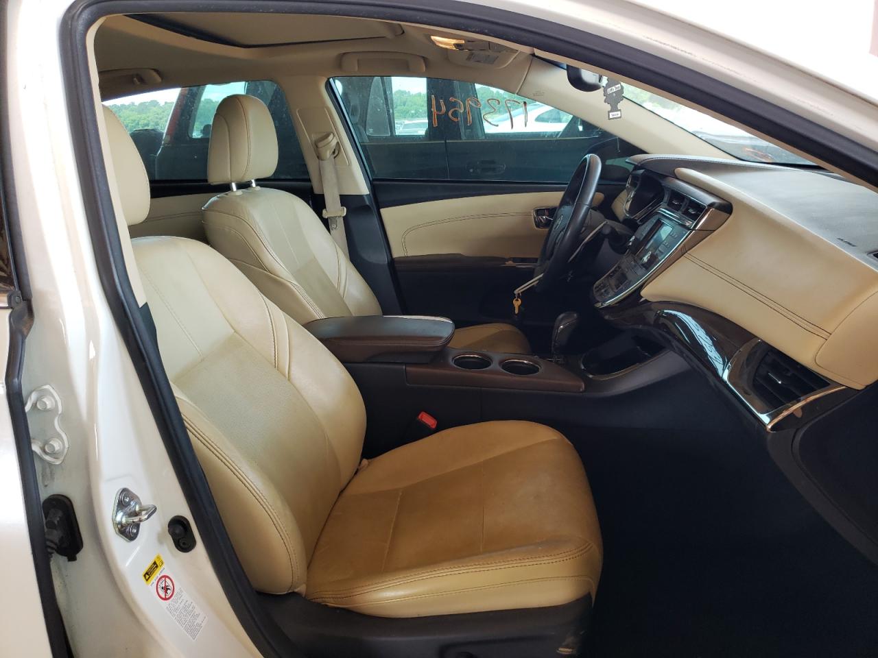 Photo 5 from auction – 2014 TOYOTA AVALON BAS with VIN 4T1BK1EB8EU086950