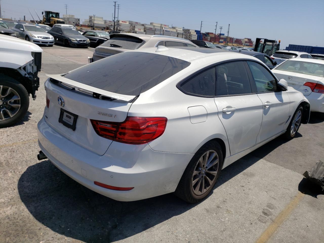 Photo 4 from auction – 2014 BMW 328 XIGT with VIN WBA3X5C55ED242681