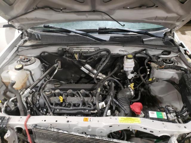 Photo 7 from auction – 2011 FORD ESCAPE LIM with VIN 1FMCU9E70BKB67442