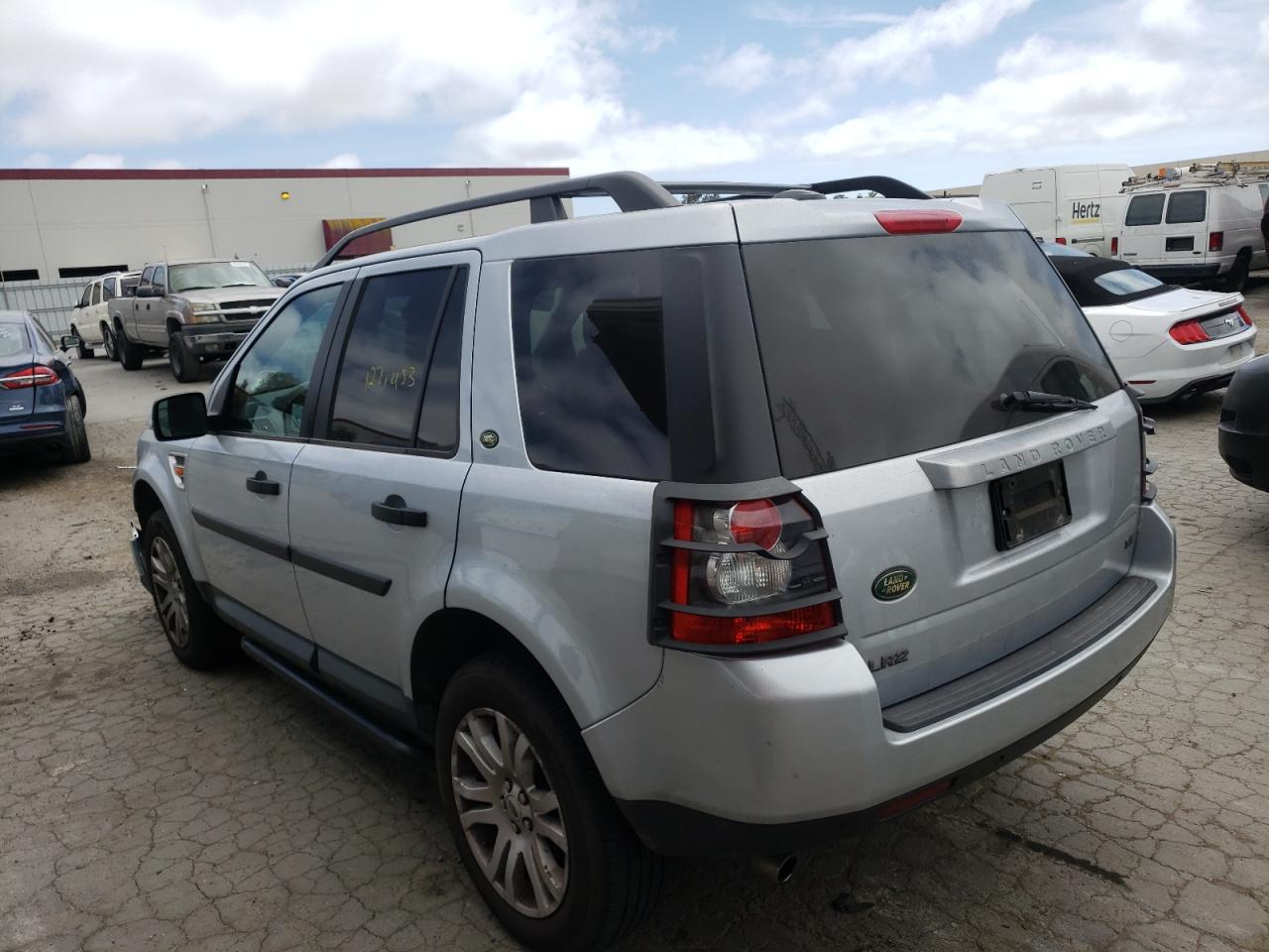Photo 3 from auction – 2008 LAND ROVER LR2 SE TEC with VIN SALFS24N18H018907