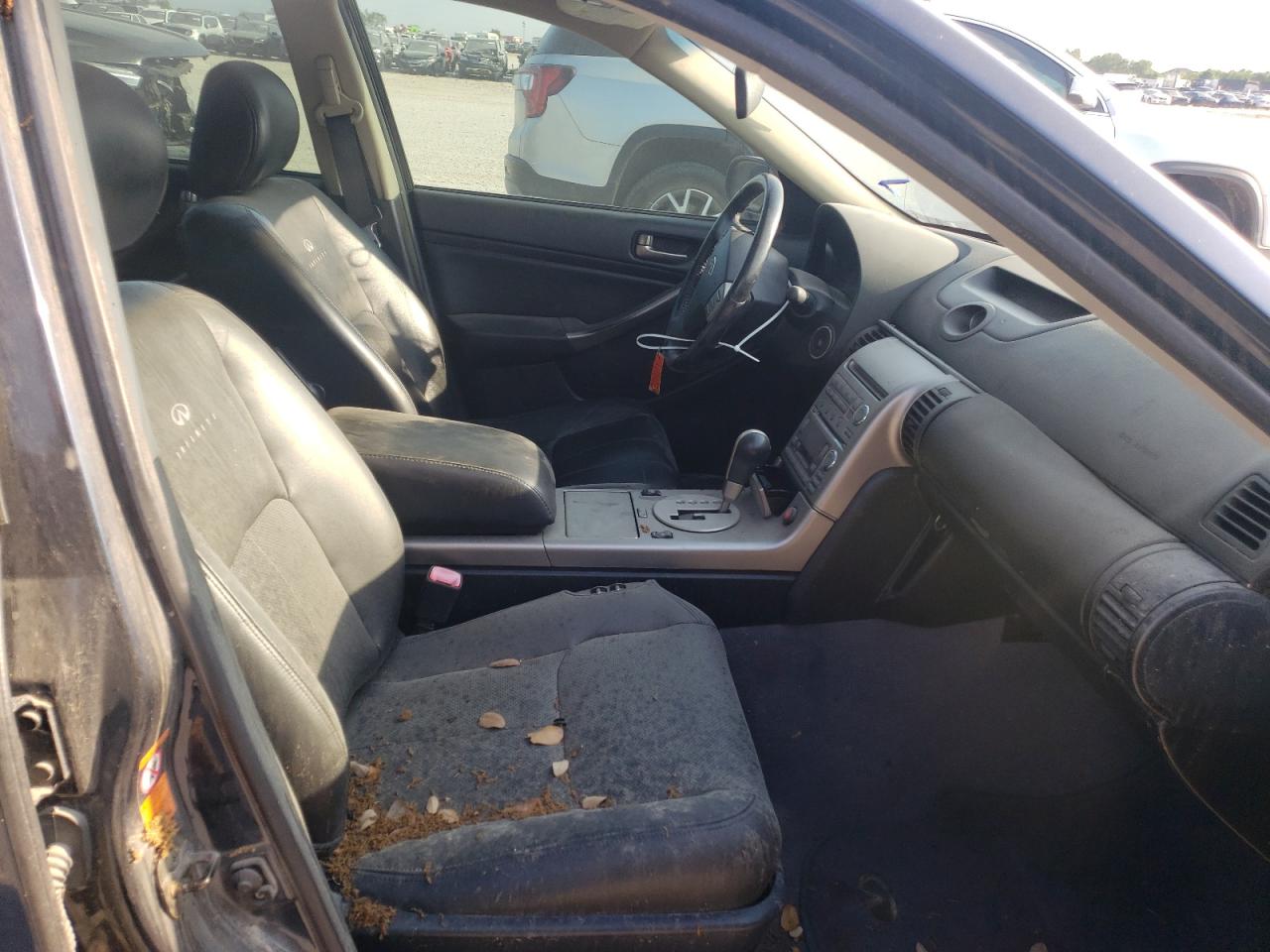 Photo 19 from auction – 2004 INFINITI G35 with VIN JNKCV51E04M610600