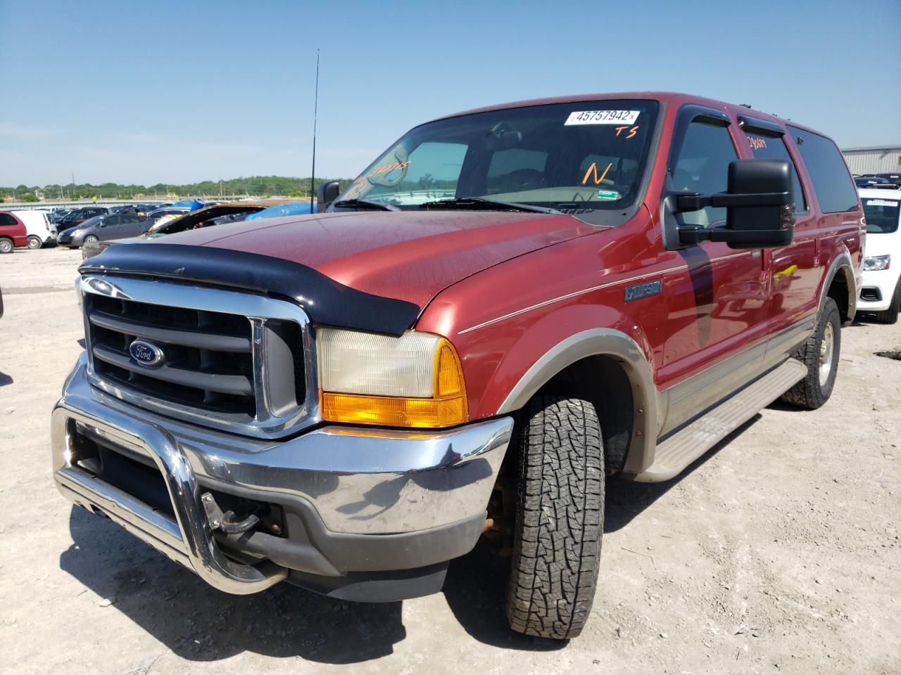 Photo 2 from auction – 2000 FORD EXCURSION with VIN 1FMNU43S3YEE17315