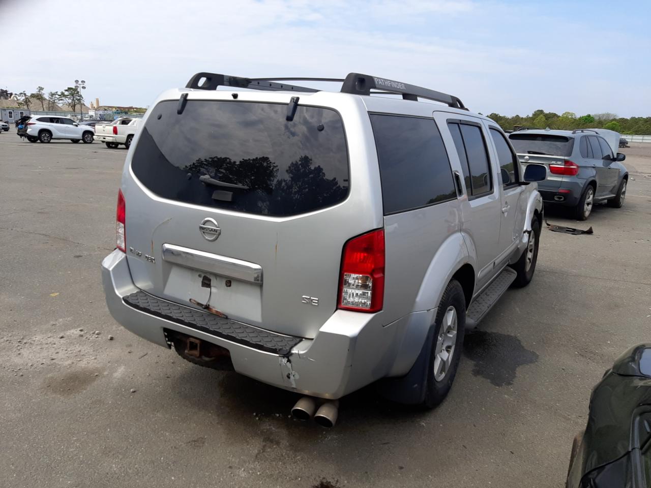 Photo 4 from auction – 2005 NISSAN PATHFINDER with VIN 5N1AR18W75C740154