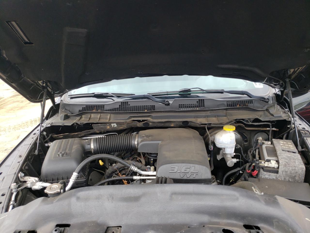 Photo 7 from auction – 2018 RAM 1500 ST with VIN 1C6RR7FGXJS343812