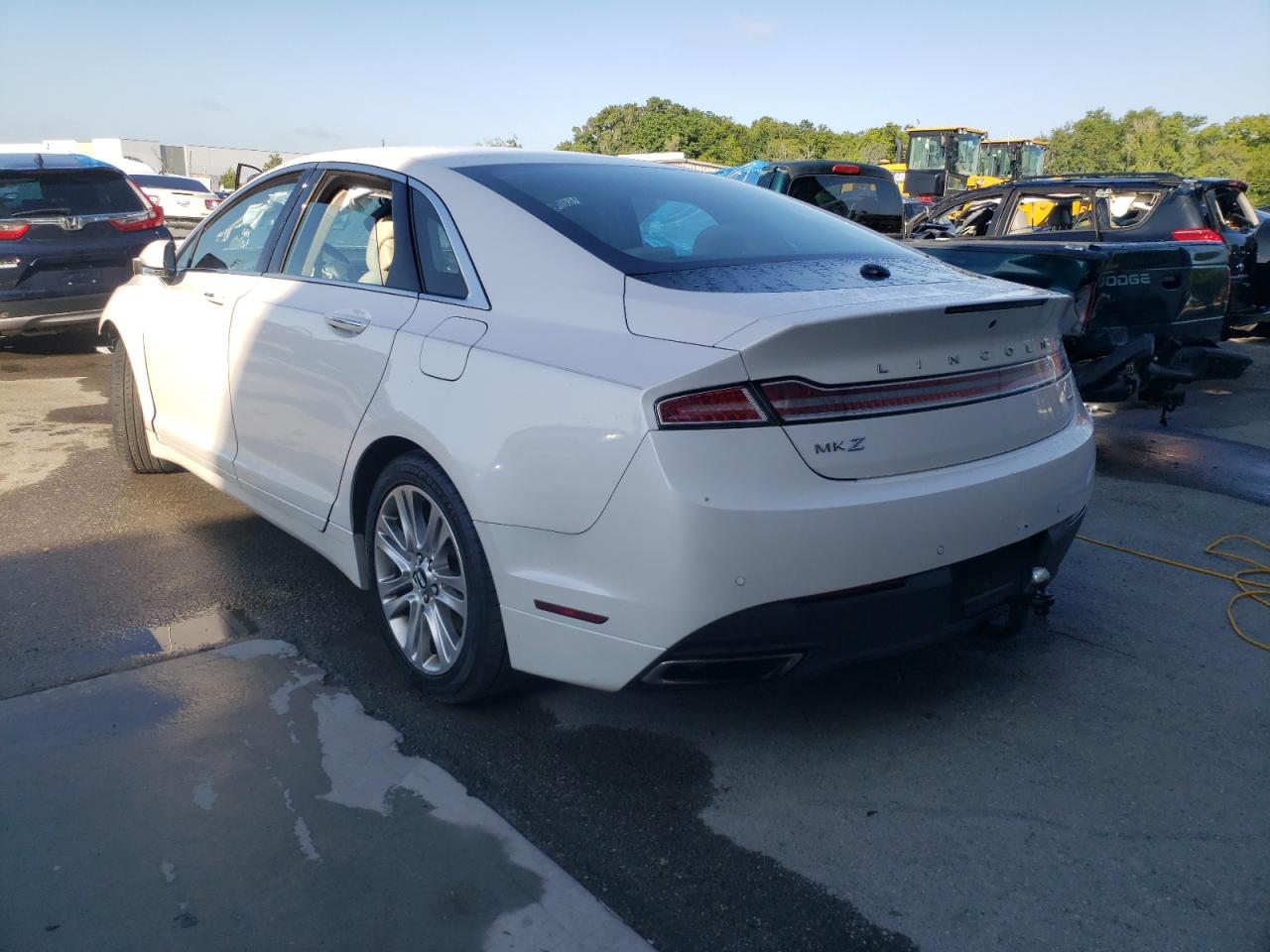 Photo 14 from auction – 2016 LINCOLN MKZ with VIN 3LN6L2G90GR632357