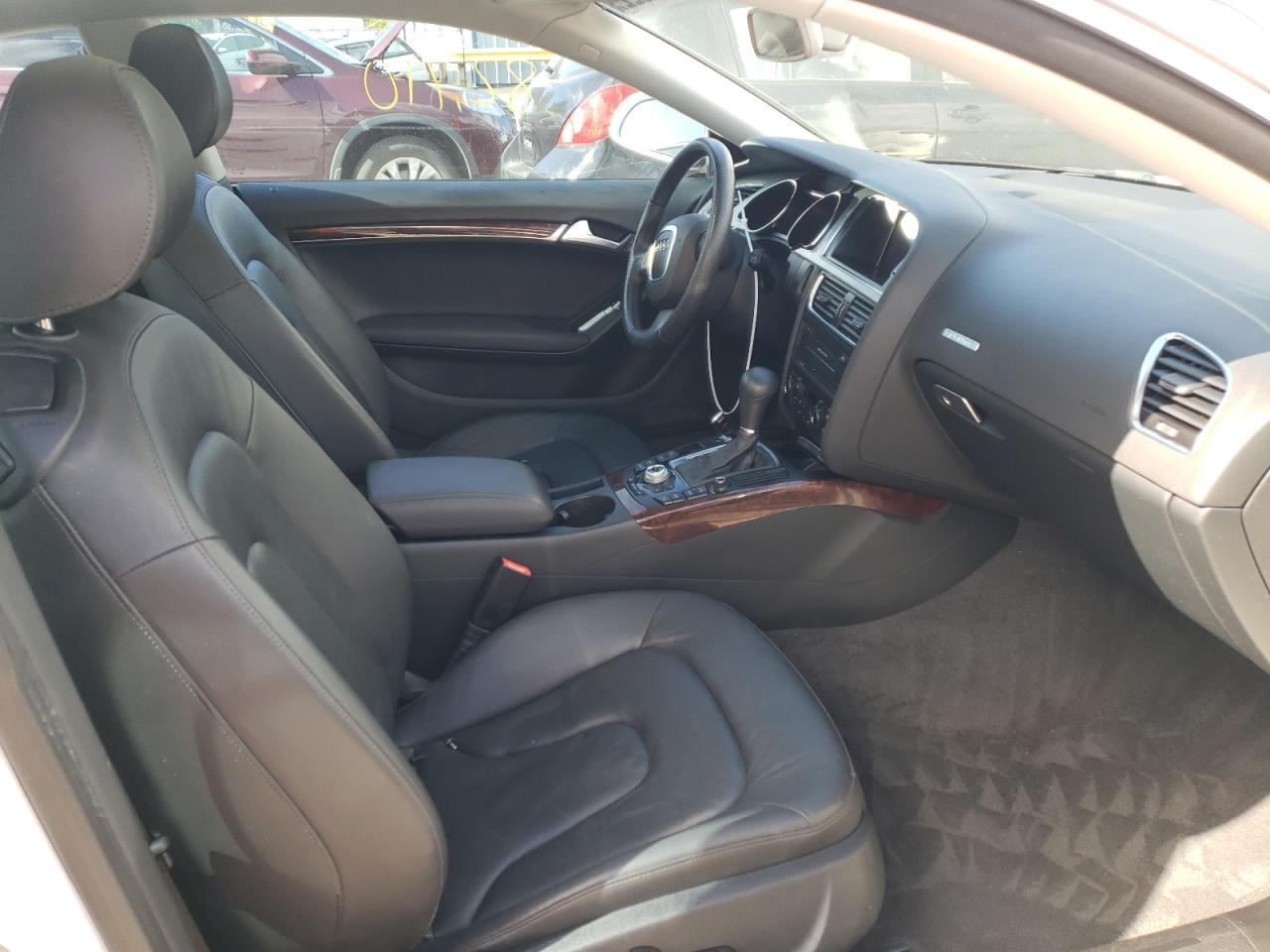 Photo 5 from auction – 2010 AUDI A5 PREMIUM with VIN WAULFAFR0AA005408