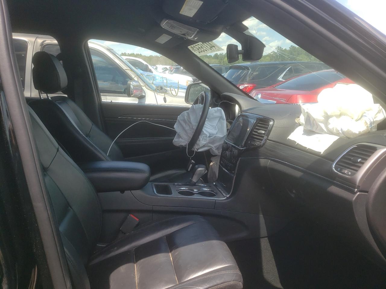 Photo 5 from auction – 2019 JEEP GRAND CHER with VIN 1C4RJEBG2KC656312