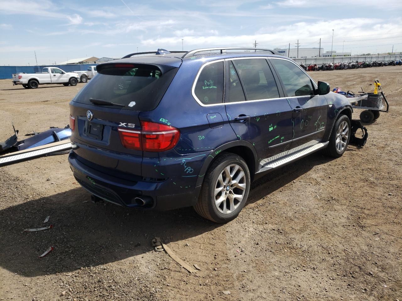 Photo 4 from auction – 2013 BMW X5 XDRIVE3 with VIN 5UXZV4C57D0E12298