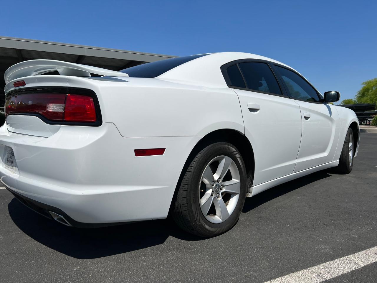 Photo 4 from auction – 2013 DODGE CHARGER SE with VIN 2C3CDXBGXDH706094