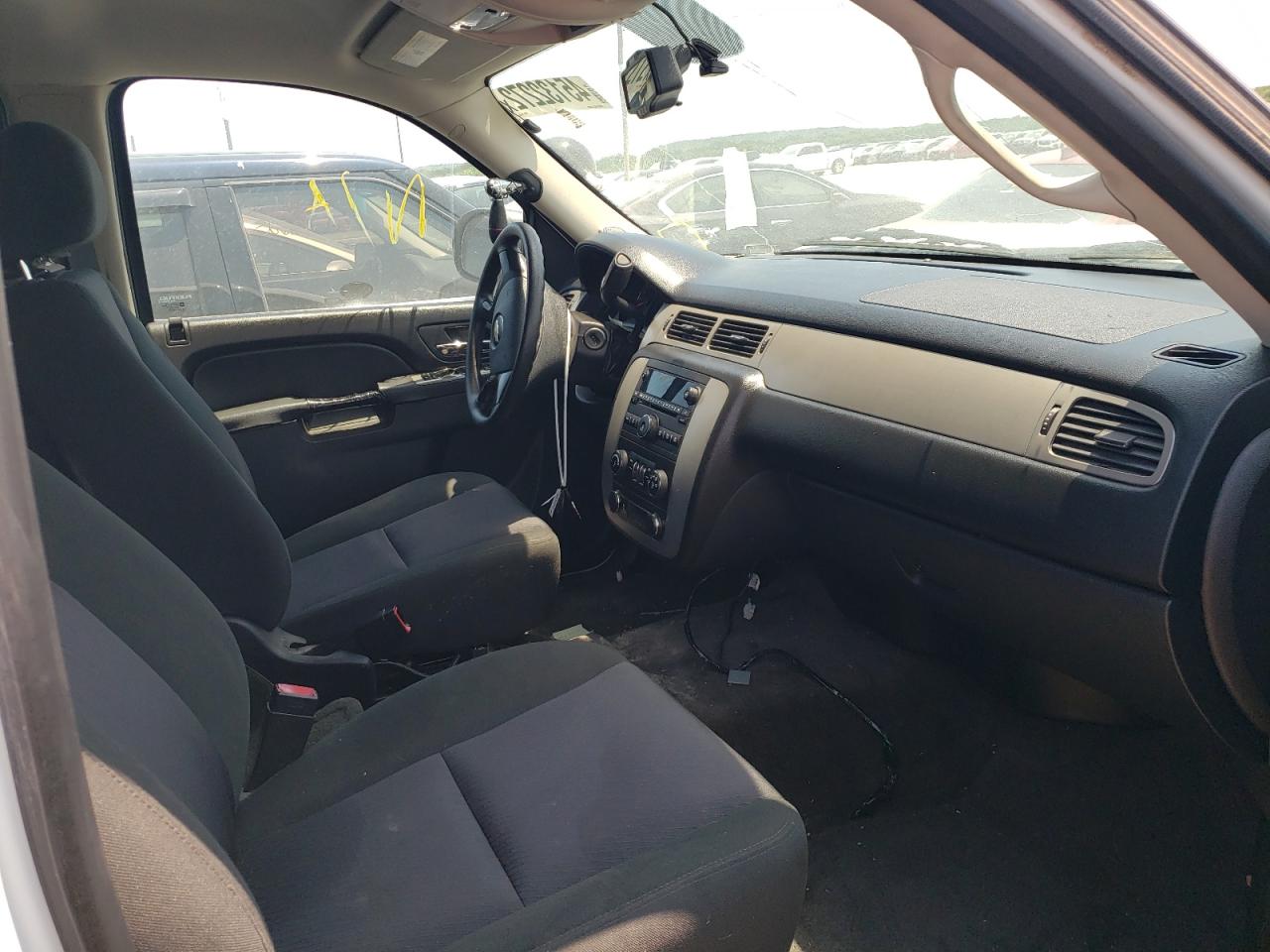 Photo 5 from auction – 2014 CHEVROLET TAHOE SPEC with VIN 1GNSK2E09ER171394
