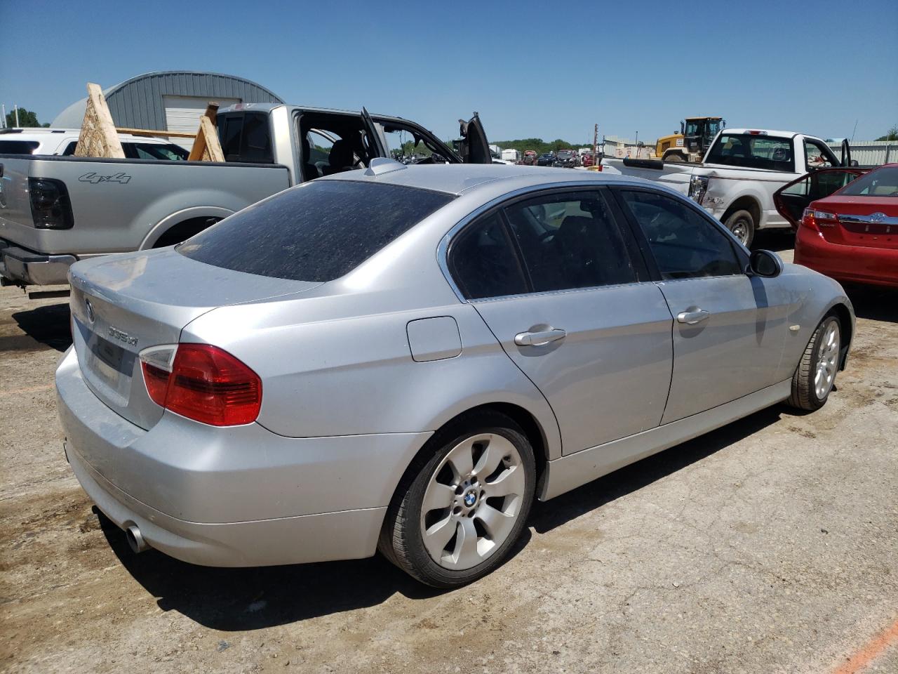 Photo 4 from auction – 2007 BMW 335 XI with VIN WBAVD53577A007768