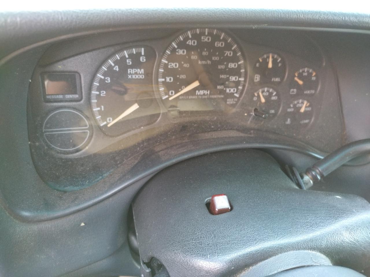 Photo 13 from auction – 2002 CHEVROLET SILVERADO with VIN 2GCEC19T121271415