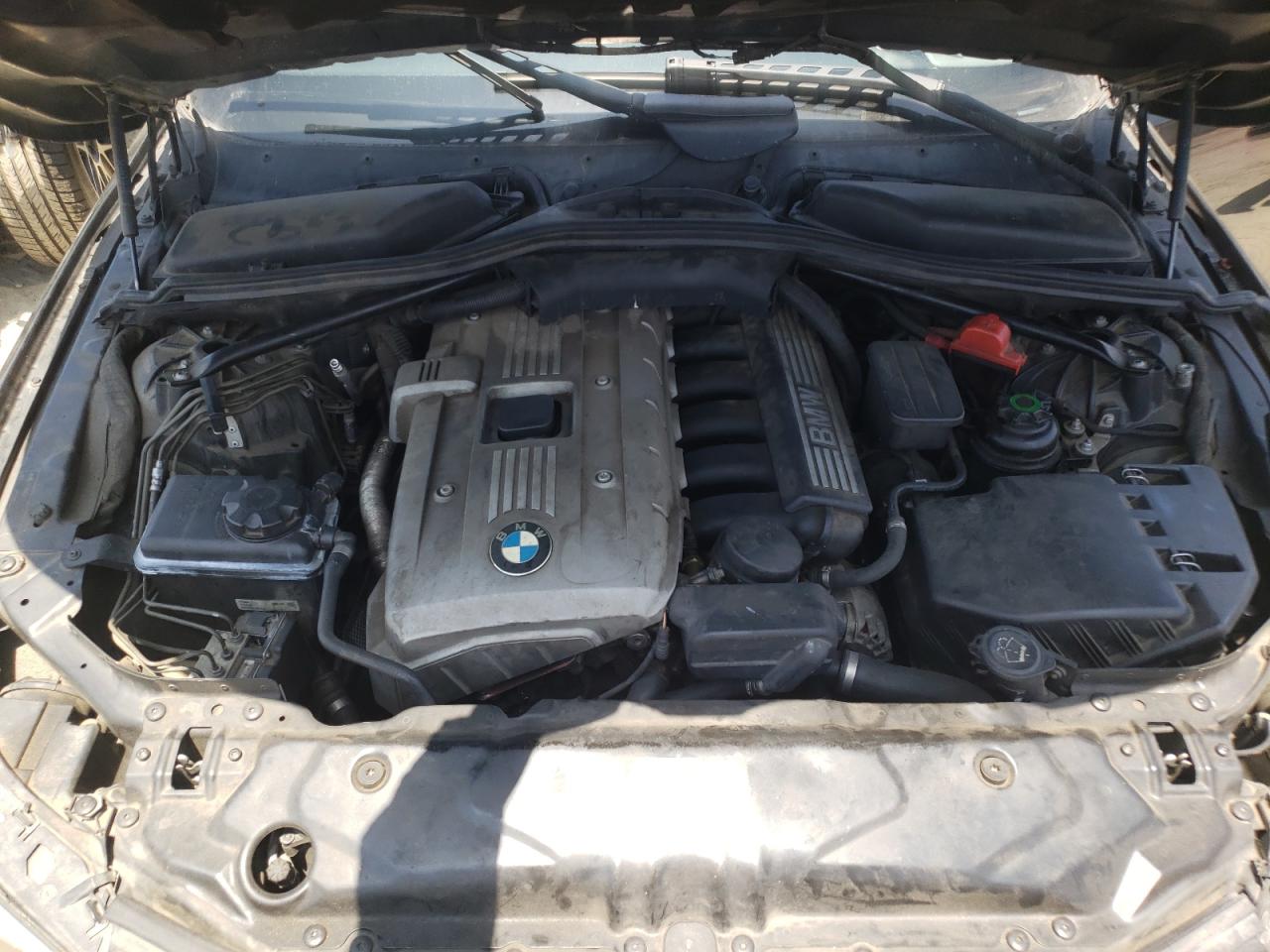 Photo 7 from auction – 2006 BMW 525 I with VIN WBANE53536CK87883