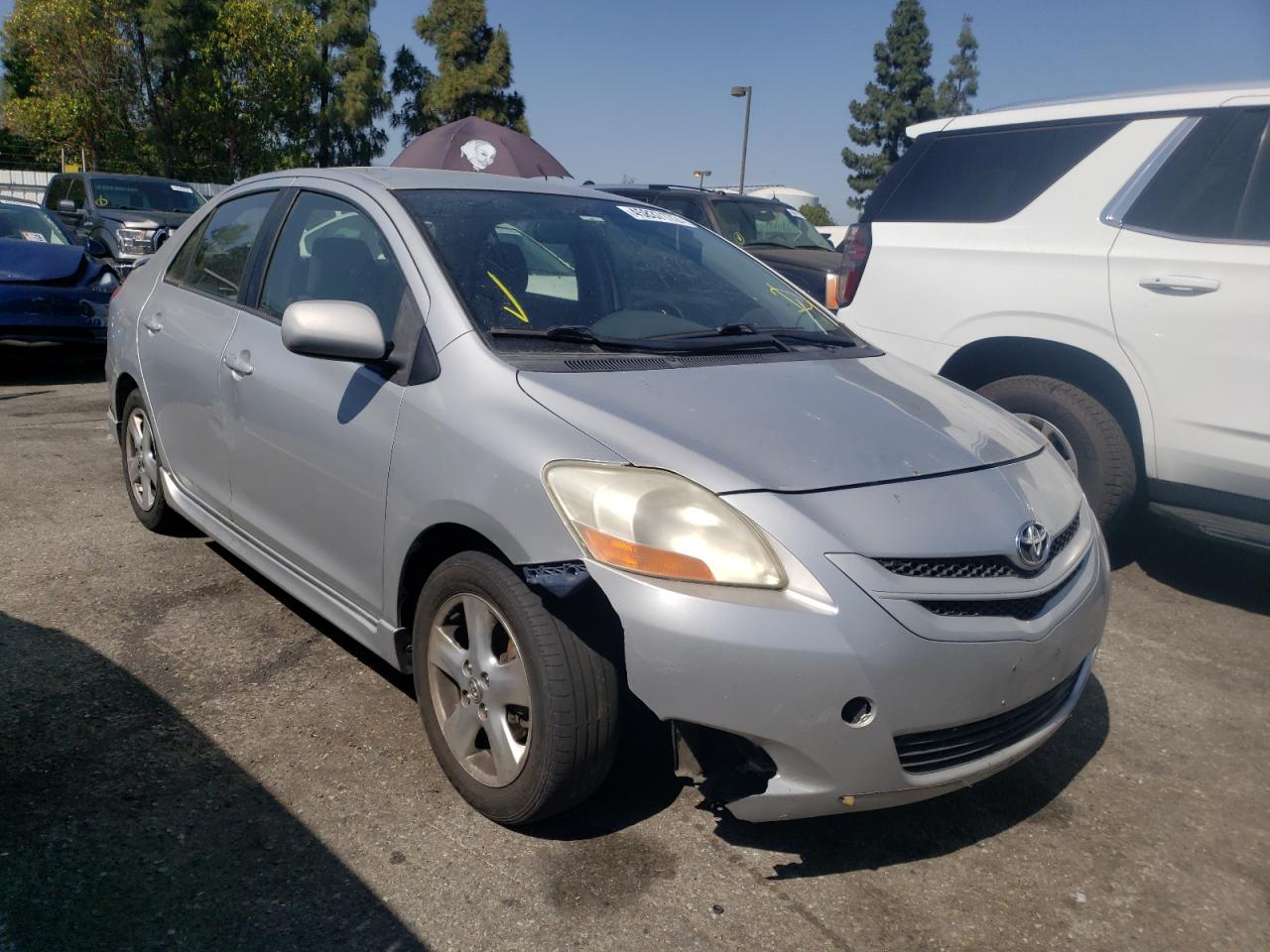 TOYOTA YARIS 2007 with VIN JTDBT923971129032 - Photo from auction