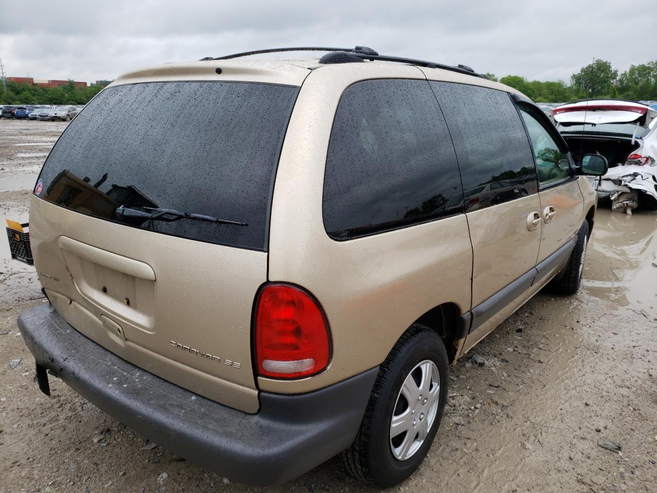 Photo 4 from auction – 1999 DODGE CARAVAN SE with VIN 1B4GP45G5XB896640
