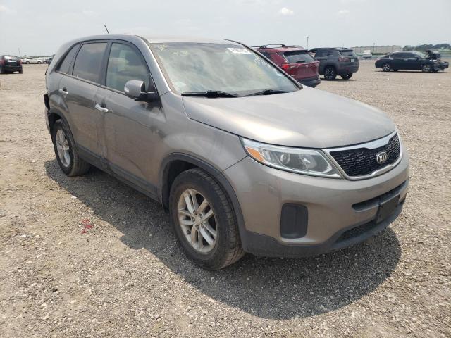 KIA SORENTO LX 2015 with VIN 5XYKT3A68FG590973 - Photo from auction