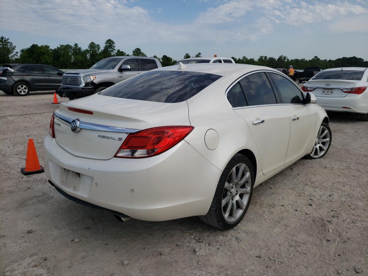 Photo 4 from auction – 2012 BUICK REGAL PREM with VIN 2G4GU5GV6C9130047
