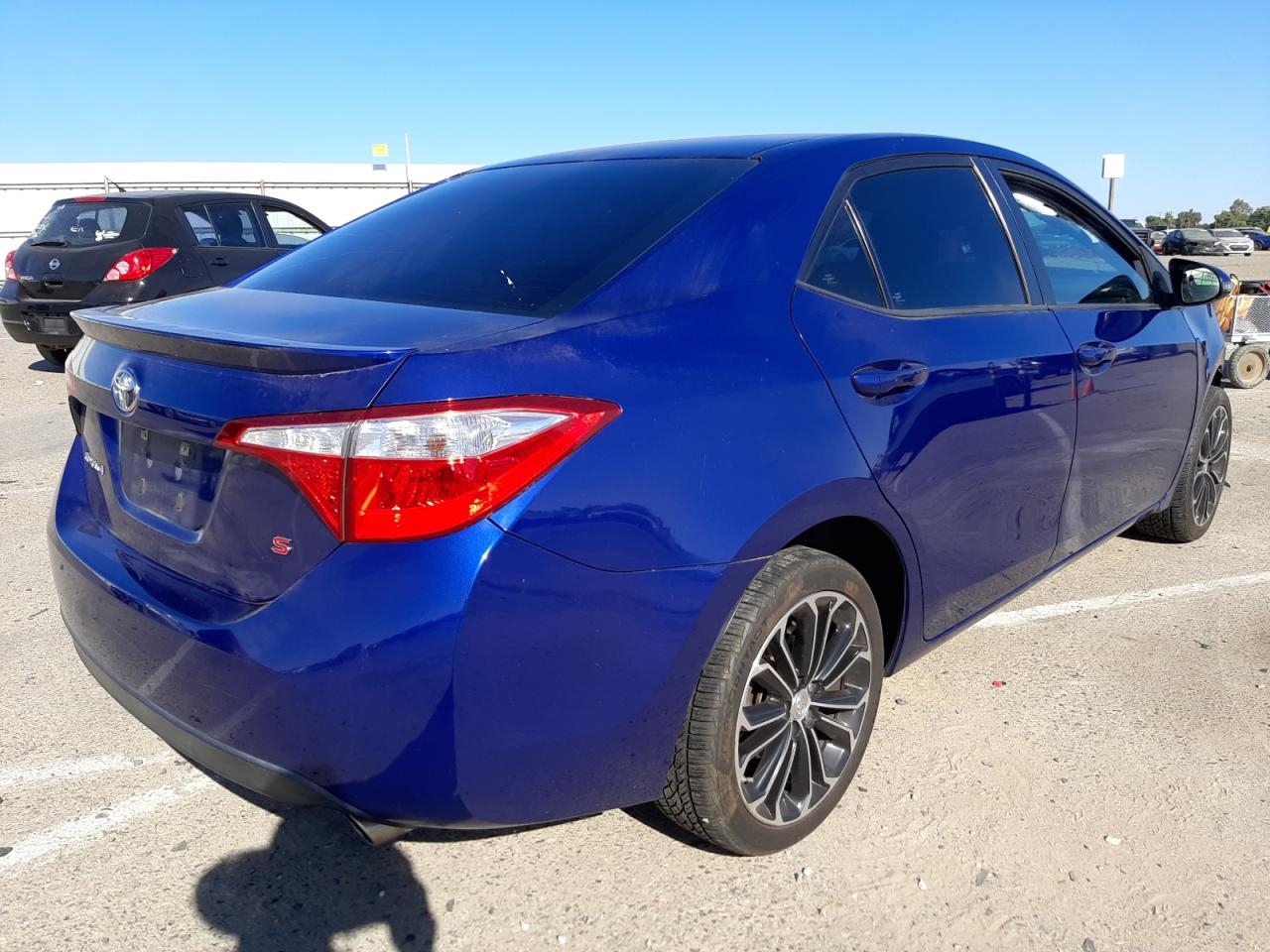 Photo 4 from auction – 2014 TOYOTA COROLLA L with VIN 5YFBURHE4EP091286