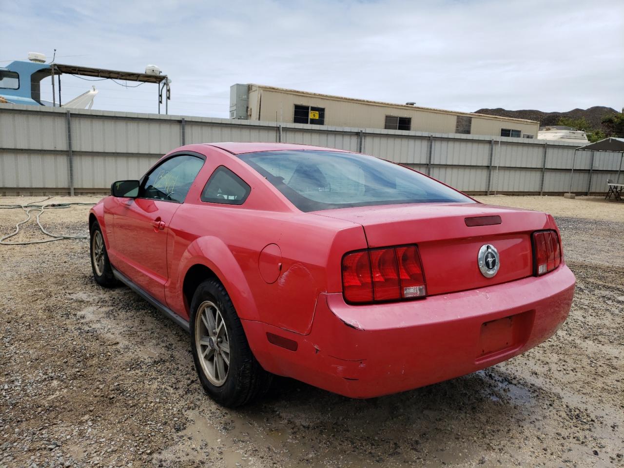 Photo 3 from auction – 2005 FORD MUSTANG with VIN 1ZVFT80N855138355