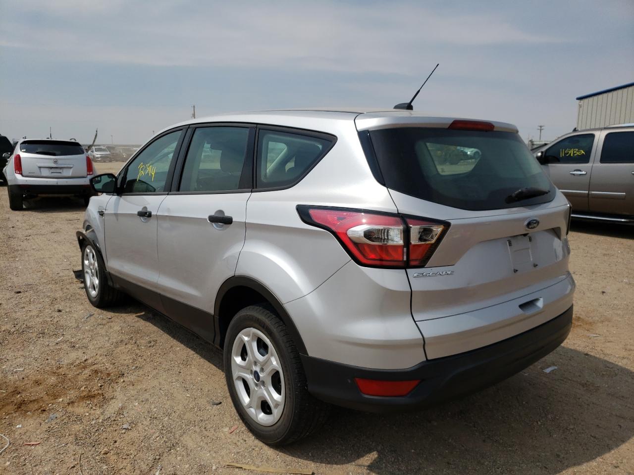 Photo 3 from auction – 2017 FORD ESCAPE S with VIN 1FMCU0F70HUC00527