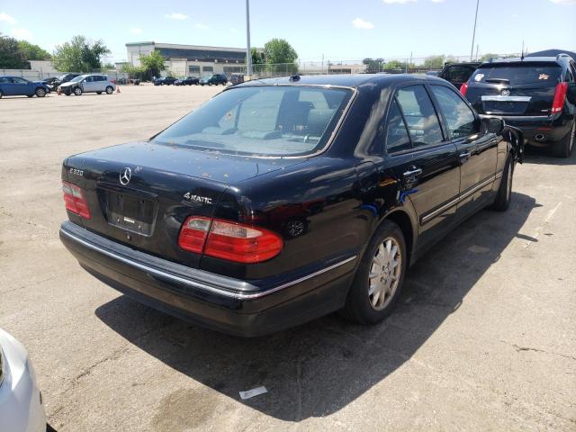Photo 4 from auction – 2002 MERCEDES-BENZ E 320 4MAT with VIN WDBJF82J32X063741