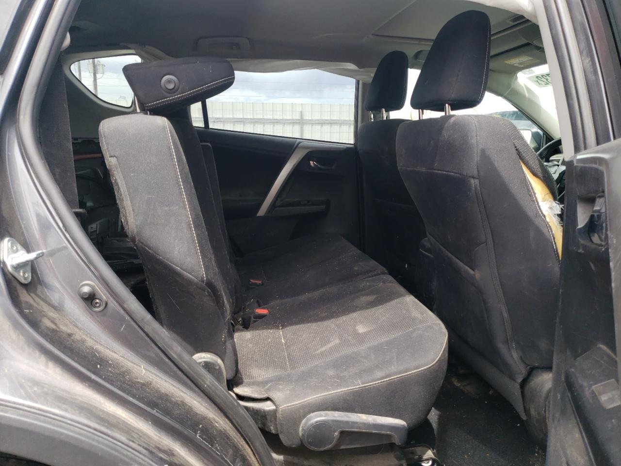 Photo 6 from auction – 2018 TOYOTA RAV4 ADVEN with VIN 2T3RFREV5JW788379
