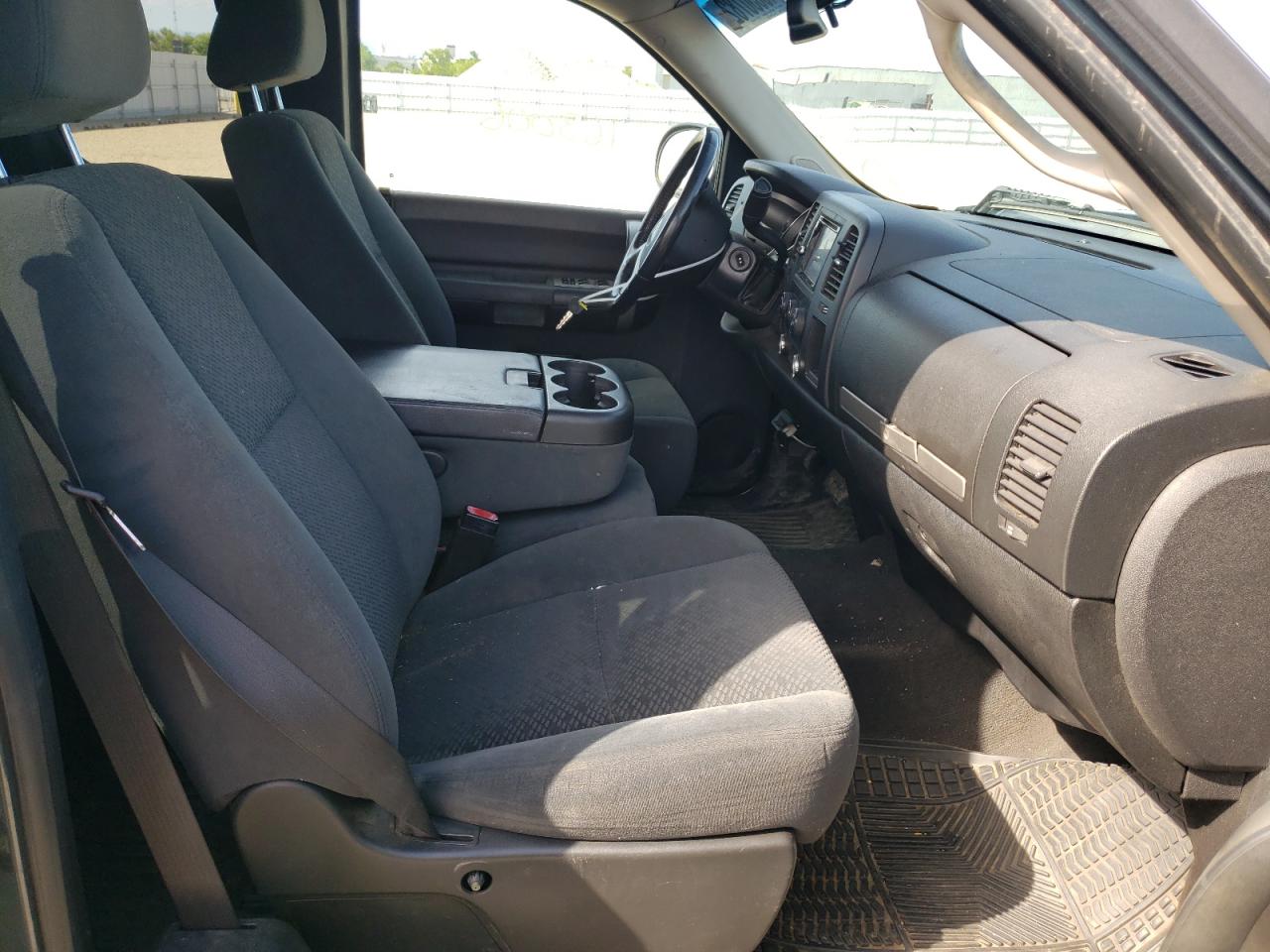 Photo 5 from auction – 2008 GMC SIERRA C15 with VIN 2GTEC19J781232254