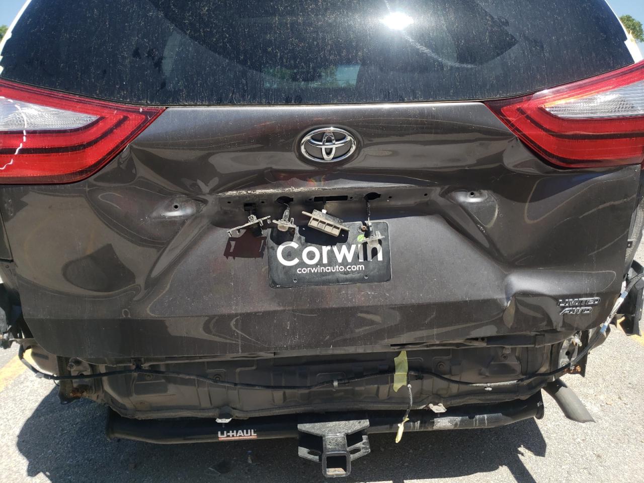 Photo 9 from auction – 2016 TOYOTA SIENNA XLE with VIN 5TDDK3DC1GS136730