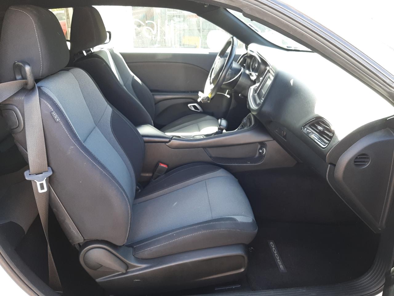 Photo 5 from auction – 2015 DODGE CHALLENGER with VIN 2C3CDZAGXFH702594