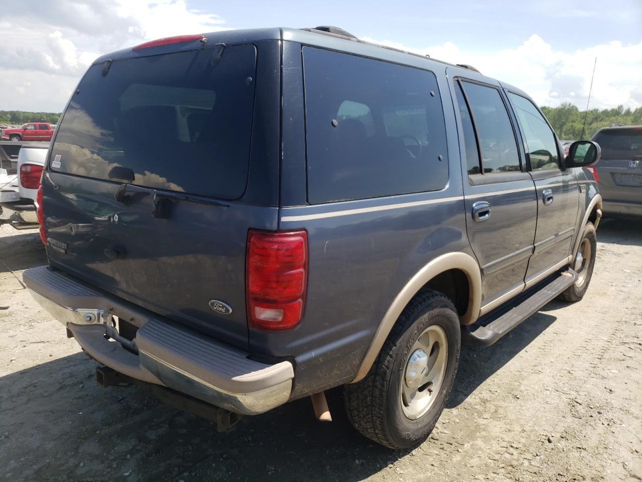 Photo 4 from auction – 1998 FORD EXPEDITION with VIN 1FMPU18L0WLB85127
