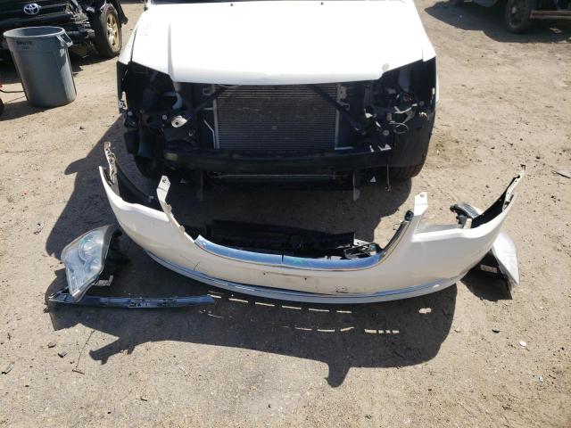 Photo 9 from auction – 2013 CHRYSLER TOWN & COU with VIN 2C4RC1BG7DR774420
