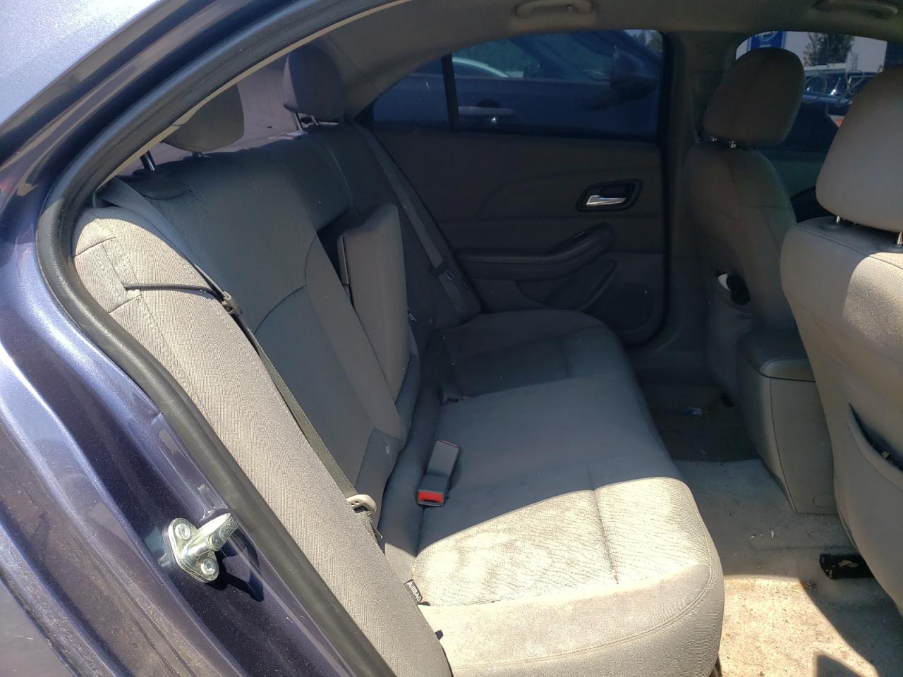 Photo 6 from auction – 2014 CHEVROLET MALIBU LS with VIN 1G11B5SLXEF223095