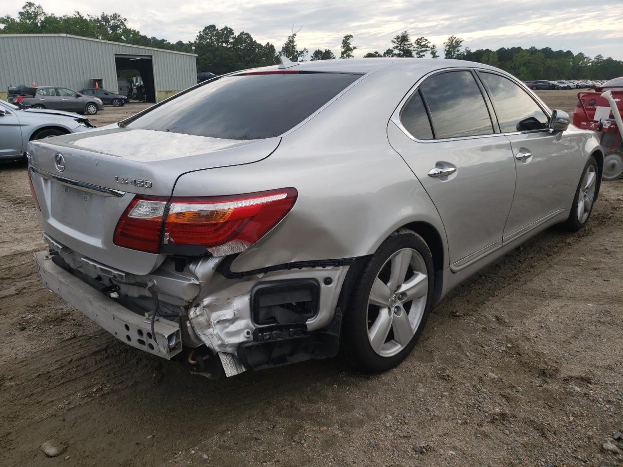 Photo 4 from auction – 2010 LEXUS LS 460 with VIN JTHBL5EF7A5098702