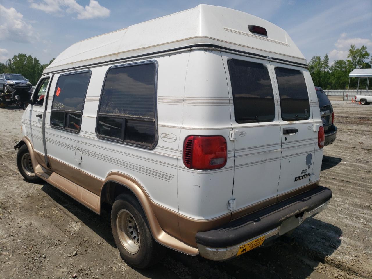 Photo 3 from auction – 2000 DODGE RAM VAN B1 with VIN 2B6HB11Y9YK127948