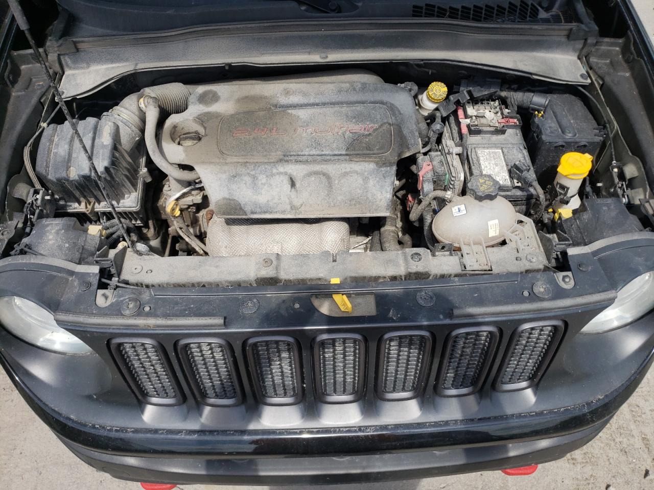 Photo 7 from auction – 2017 JEEP RENEGADE T with VIN ZACCJBCB9HPE98353