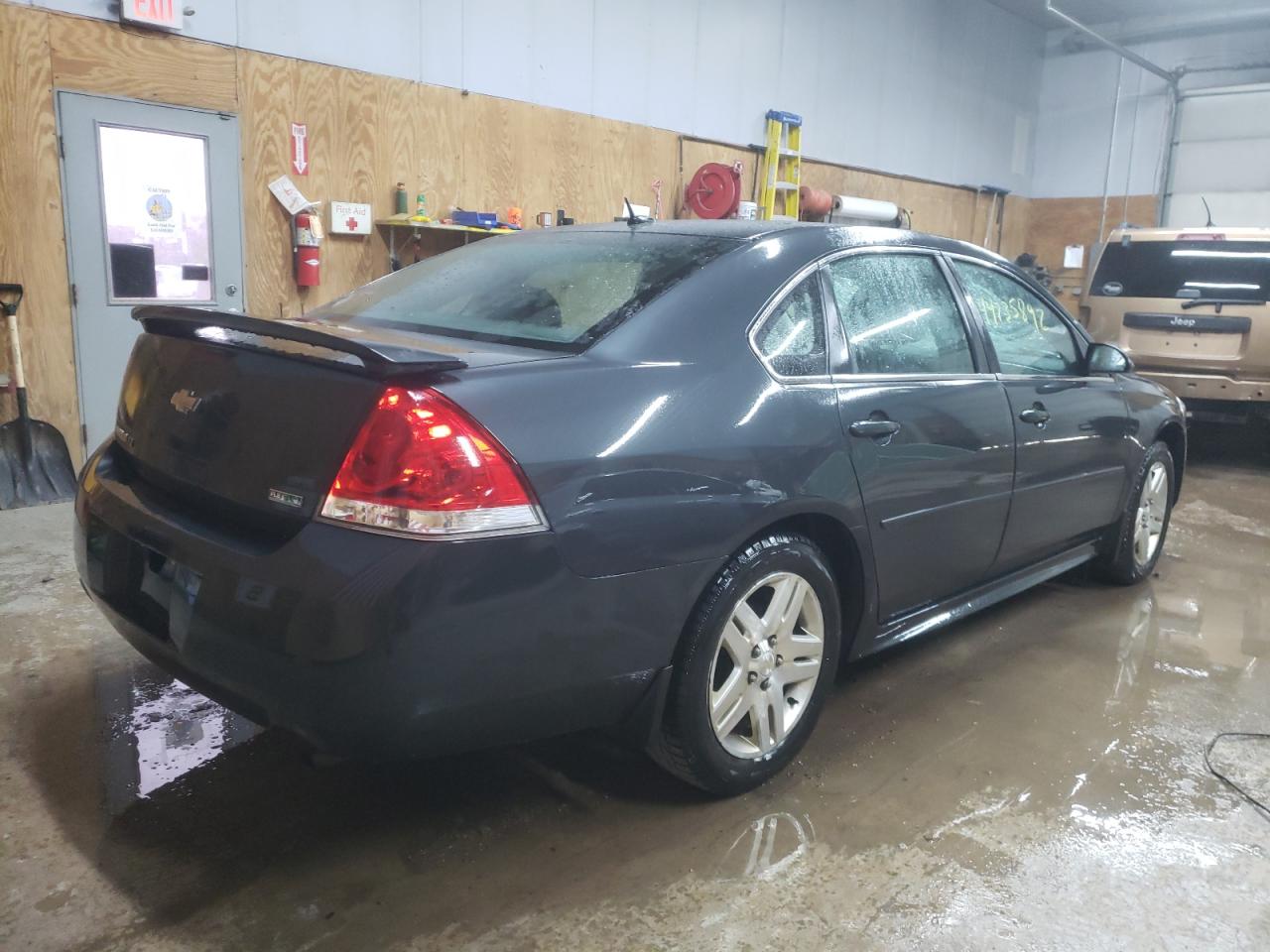 Photo 4 from auction – 2012 CHEVROLET IMPALA LT with VIN 2G1WB5E3XC1210031
