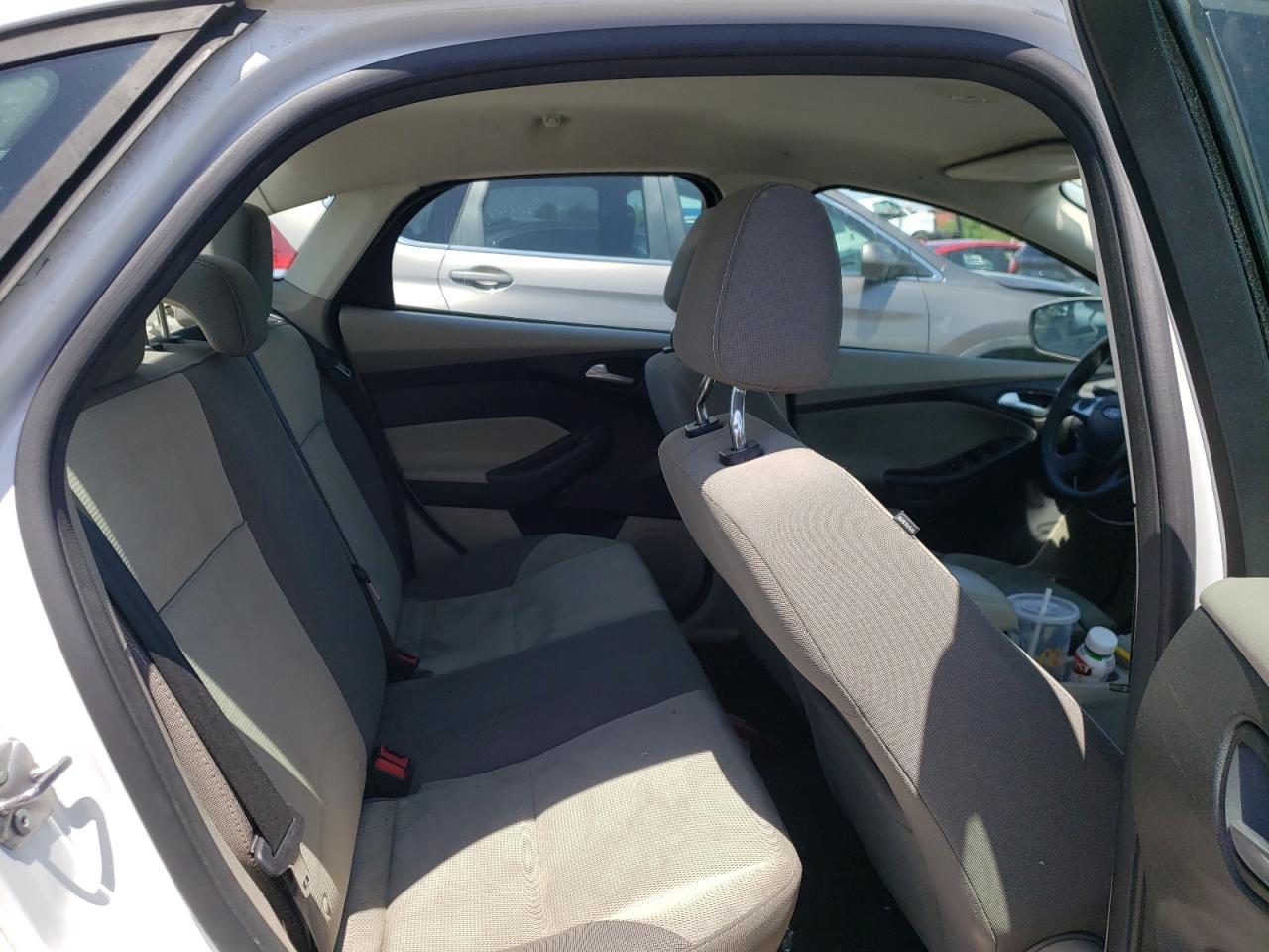 Photo 6 from auction – 2012 FORD FOCUS SE with VIN 1FAHP3F27CL361078