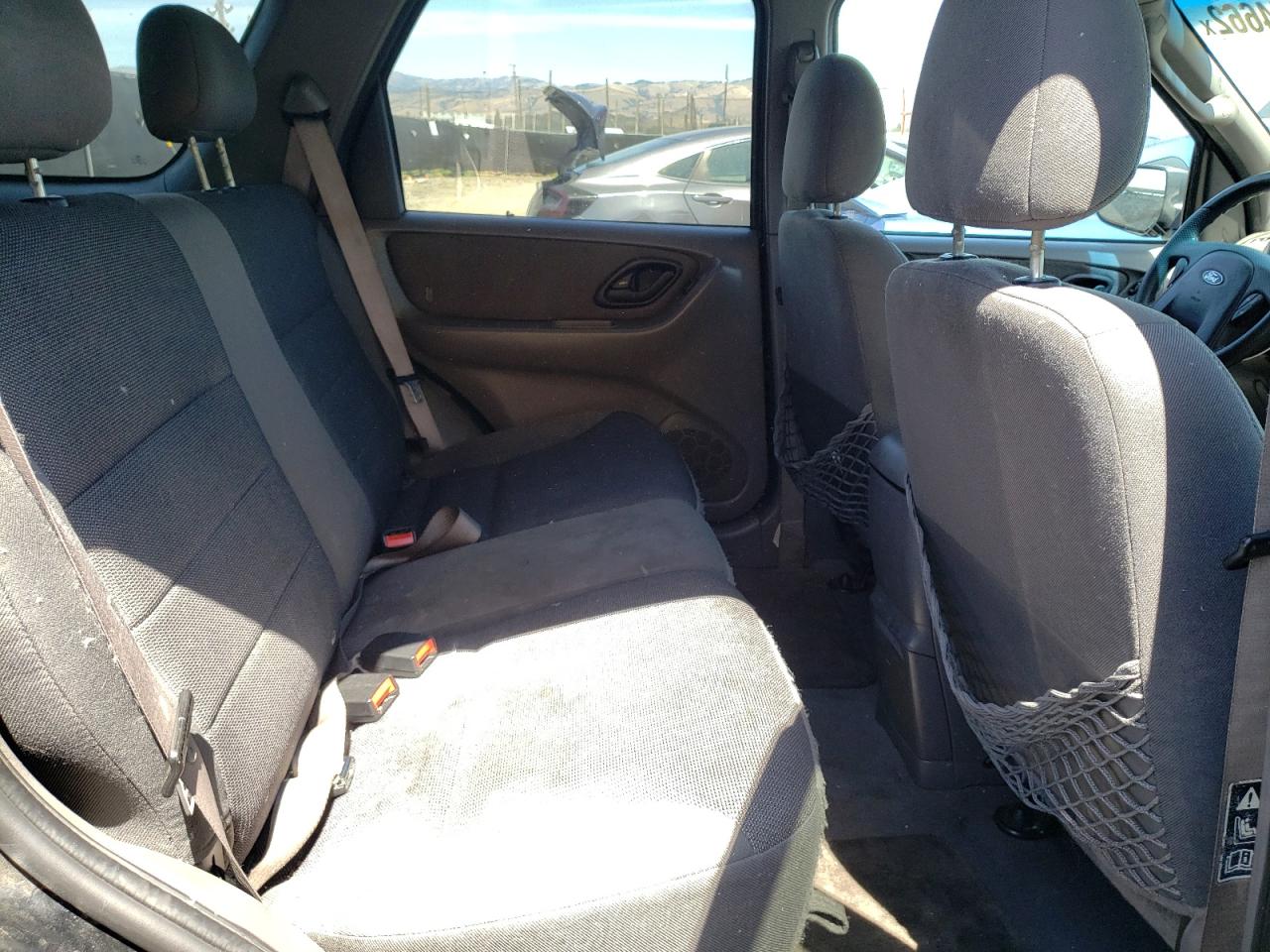 Photo 6 from auction – 2002 FORD ESCAPE XLT with VIN 1FMYU031X2KD41243