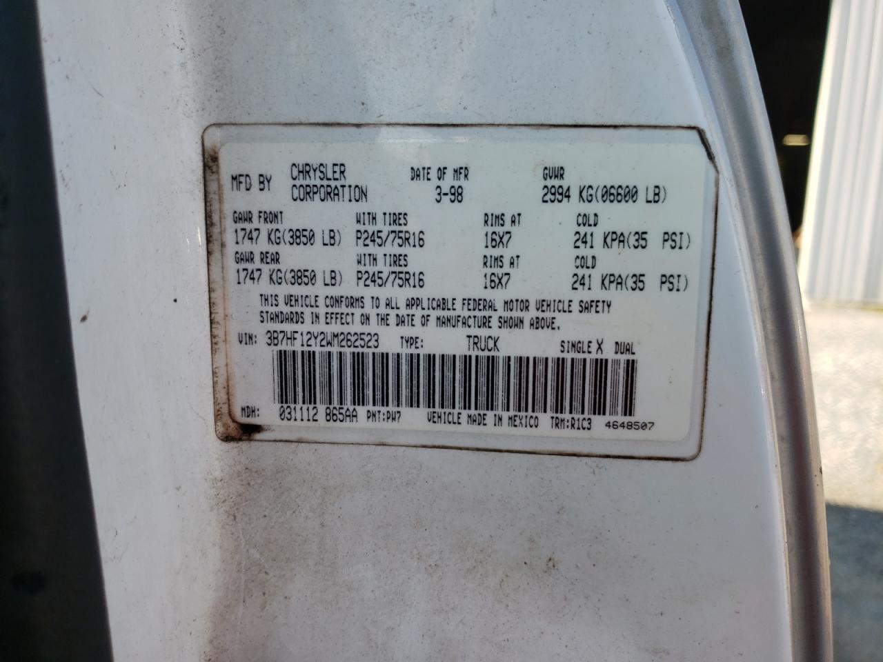 Photo 10 from auction – 1998 DODGE RAM 1500 with VIN 3B7HF12Y2WM262523