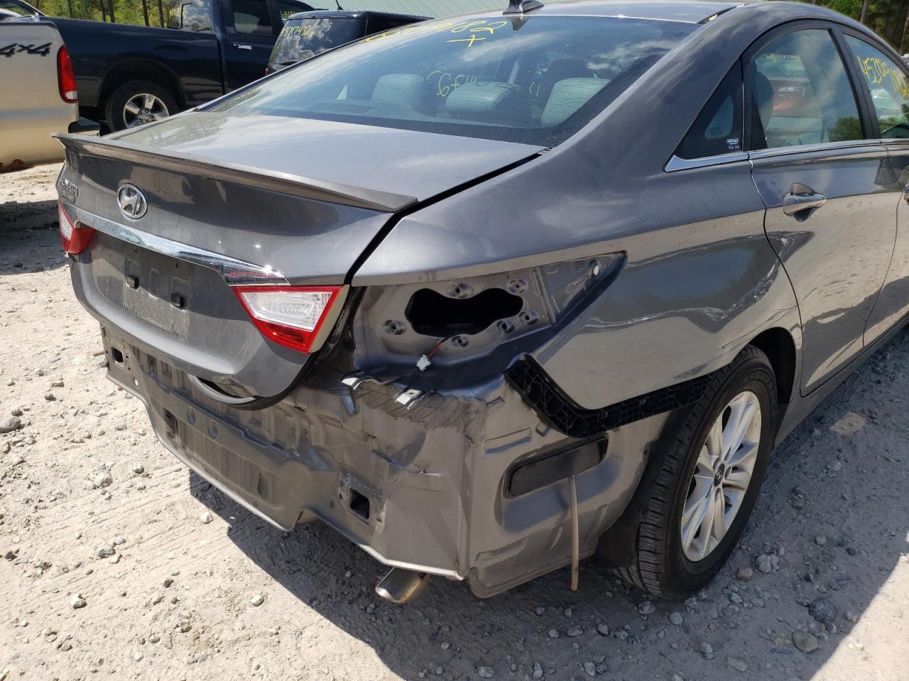 Photo 9 from auction – 2013 HYUNDAI SONATA GLS with VIN 5NPEB4AC5DH547192