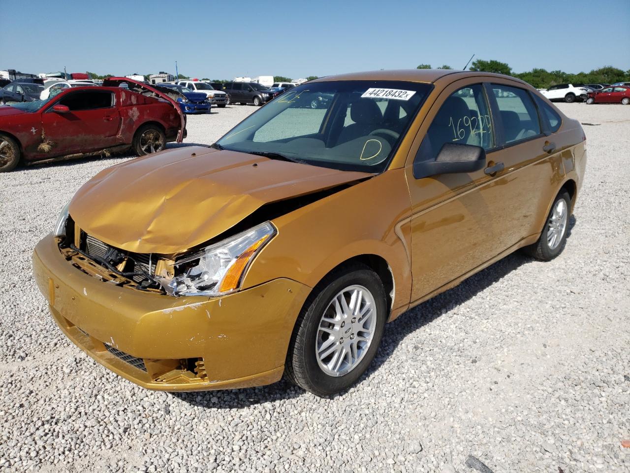 Photo 2 from auction – 2009 FORD FOCUS SE with VIN 1FAHP35N19W116375