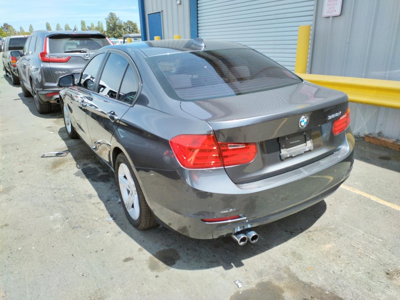 Photo 3 from auction – 2014 BMW 328 I with VIN WBA3A5G54ENP30137