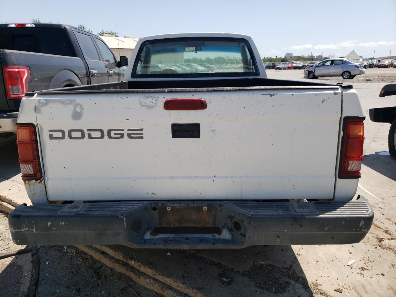 Photo 9 from auction – 1995 DODGE DAKOTA with VIN 1B7FL26X3SW949771