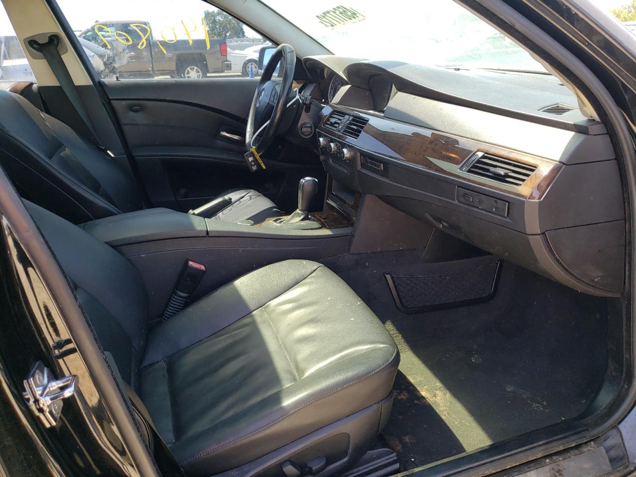 Photo 5 from auction – 2006 BMW 525 I with VIN WBANE53566CK91040