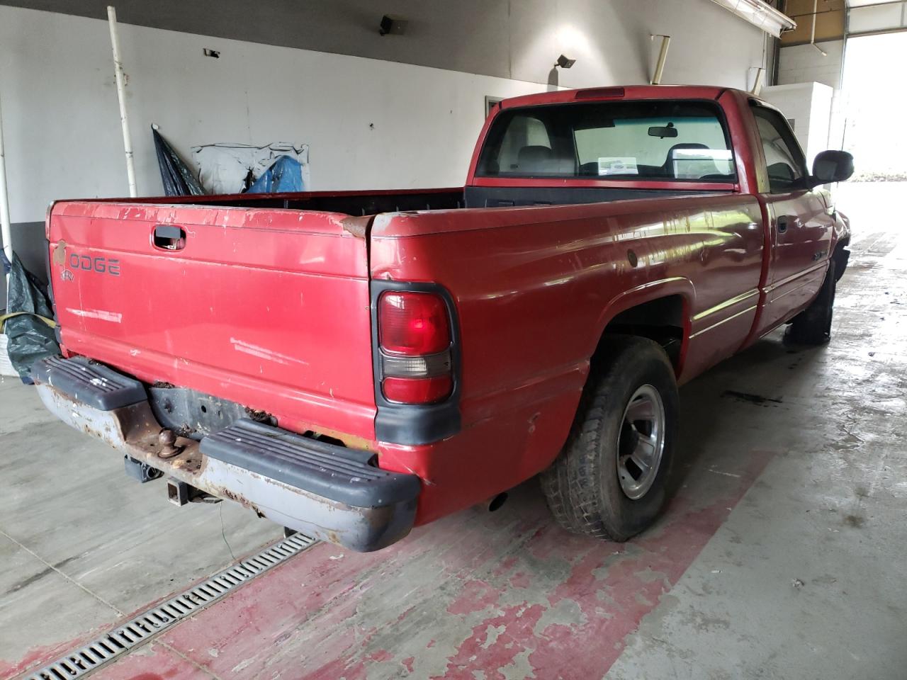 Photo 4 from auction – 1998 DODGE RAM 1500 with VIN 1B7HC16X4WS664190