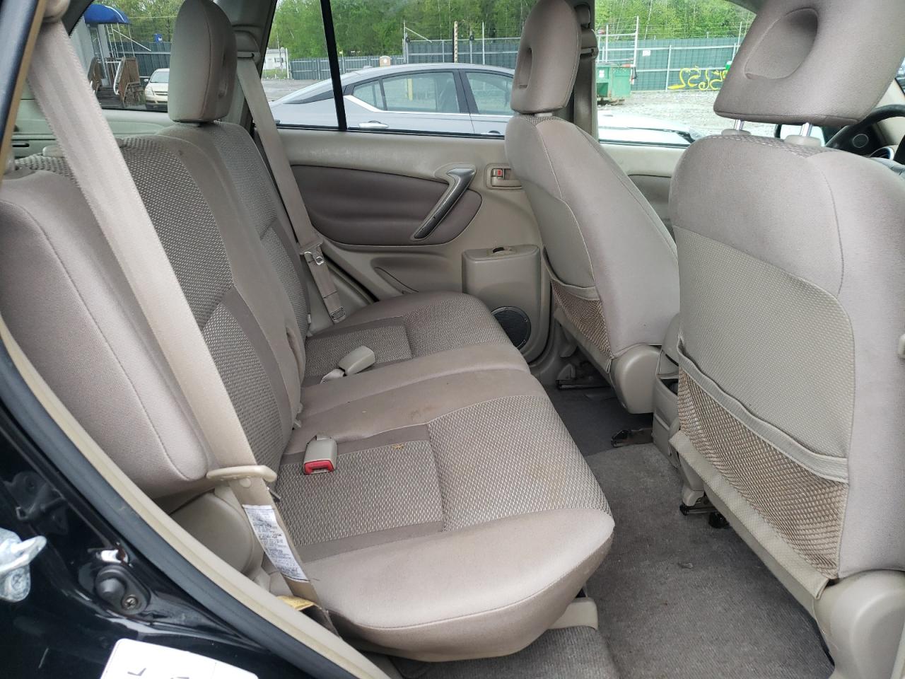 Photo 6 from auction – 2005 TOYOTA RAV4 with VIN JTEHD20V756037920