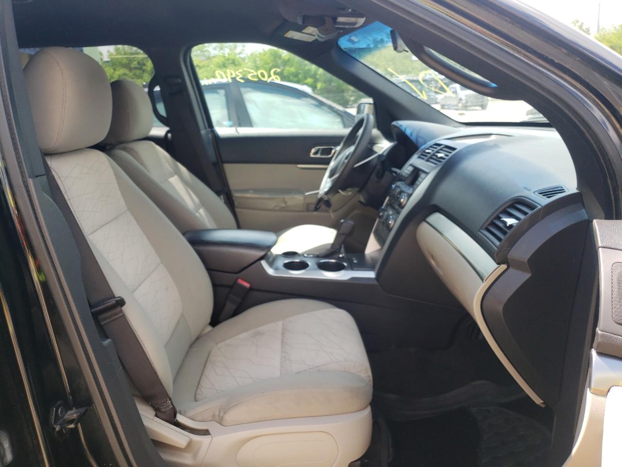 Photo 5 from auction – 2011 FORD EXPLORER with VIN 1FMHK7B87BGA49744
