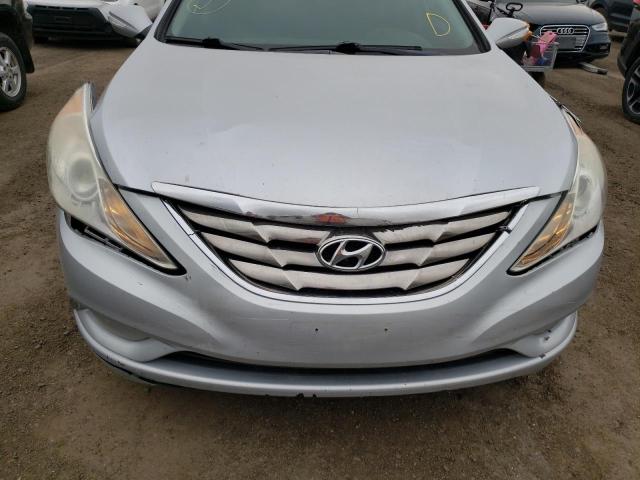 Photo 9 from auction – 2011 HYUNDAI SONATA SE with VIN 5NPEC4AC8BH167502