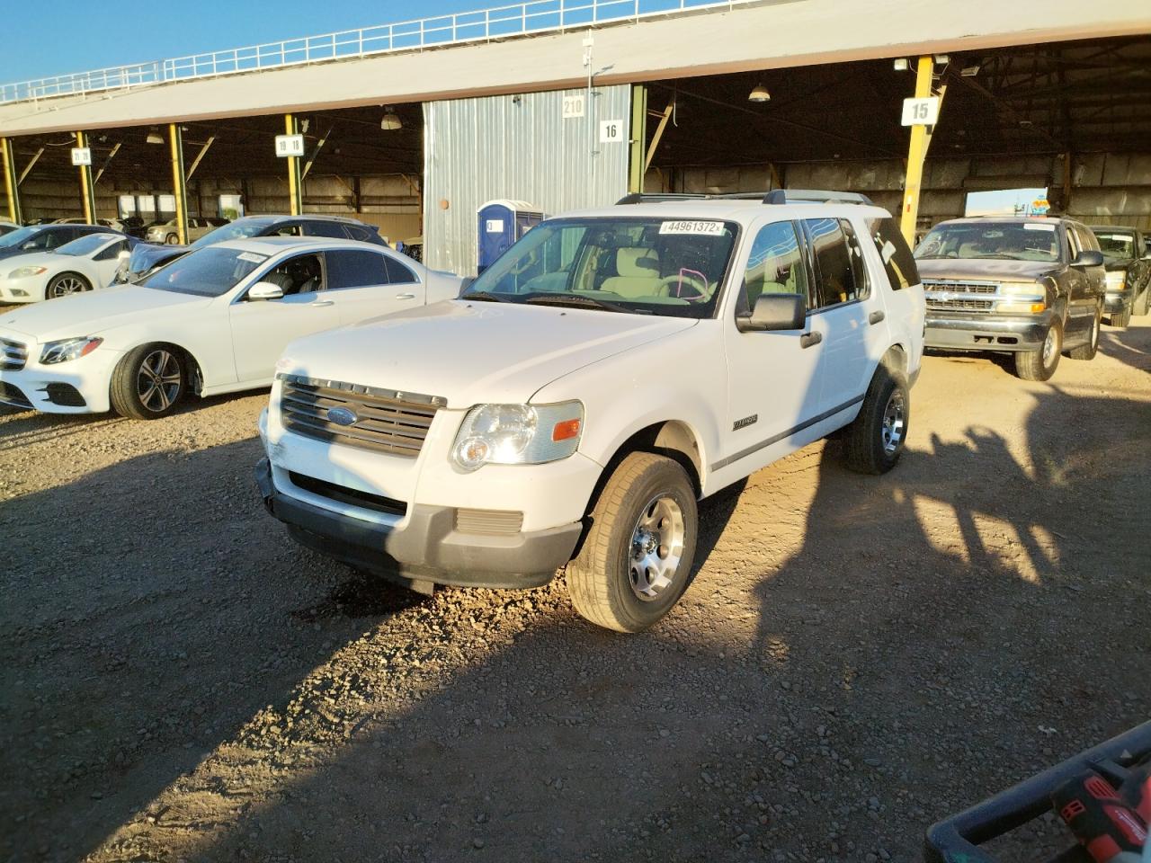 Photo 2 from auction – 2006 FORD EXPLORER X with VIN 1FMEU62E36UA66836